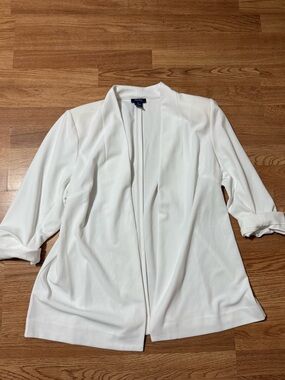 White Open-Front Blazer with shoulder pads